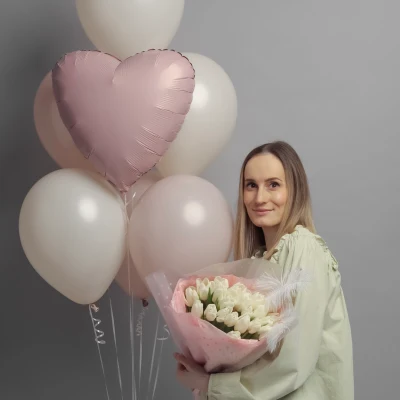 Набор "Весенняя нежность" Шары + Букет "Белая нежность"